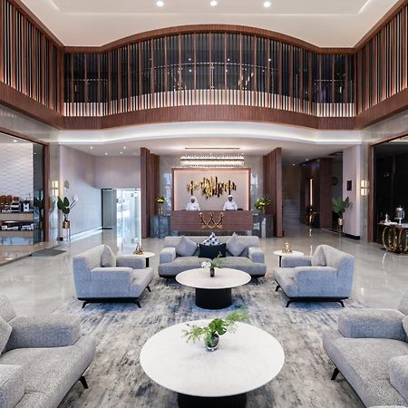 Warwick Al Jubail Hotel Экстерьер фото