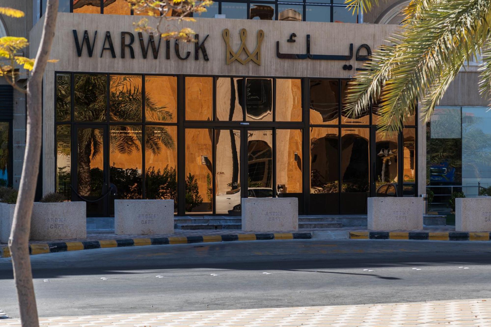 Warwick Al Jubail Hotel Экстерьер фото