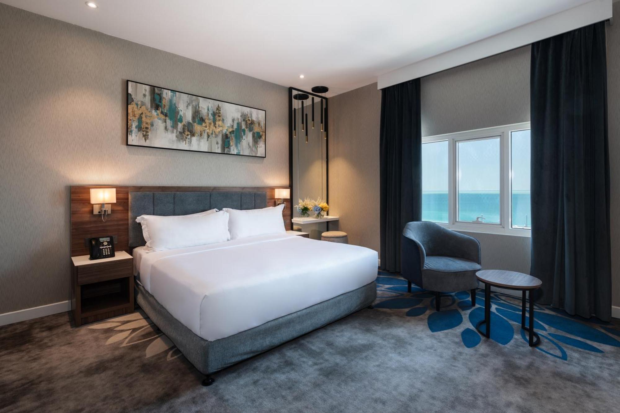 Warwick Al Jubail Hotel Экстерьер фото