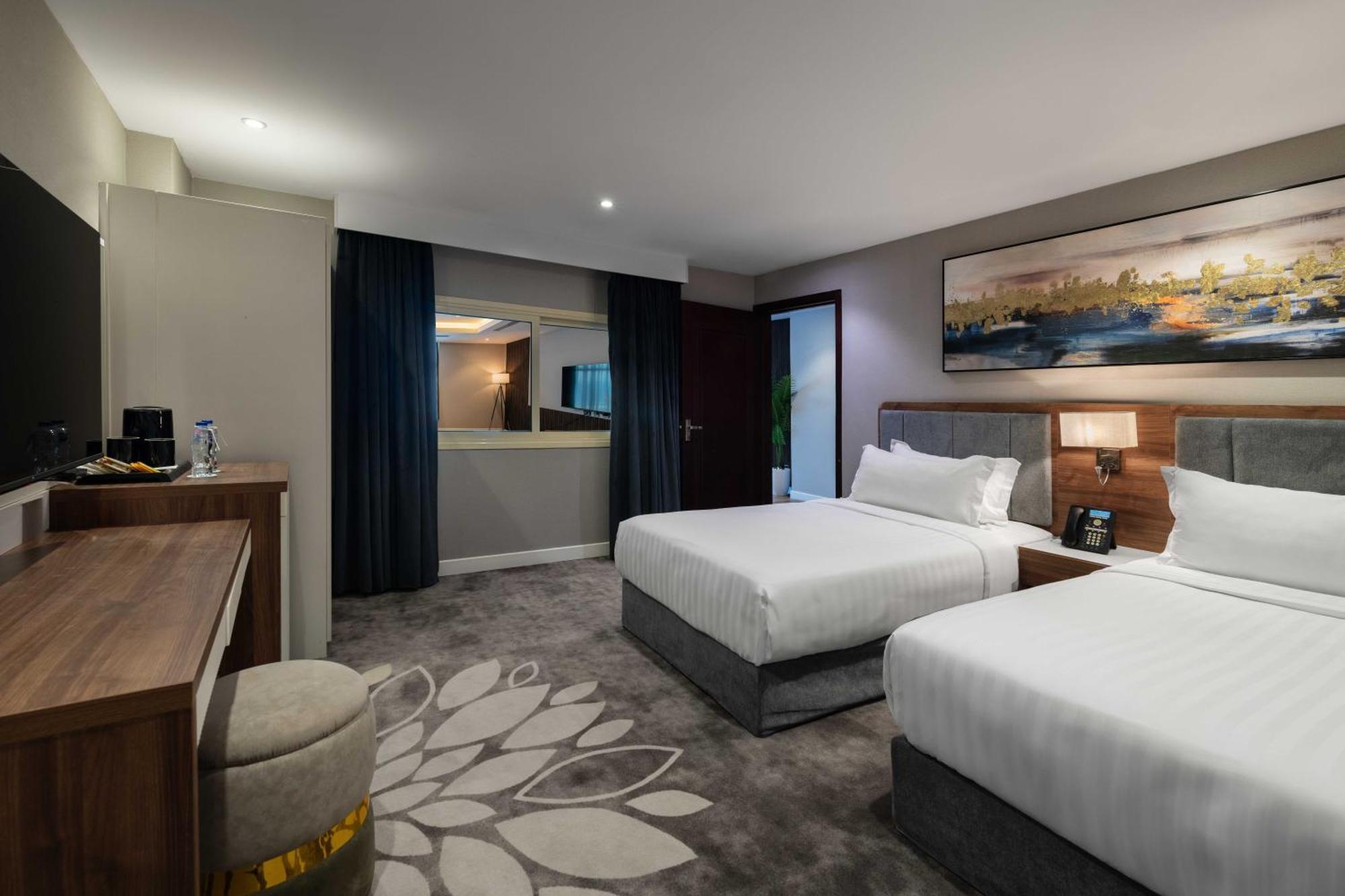 Warwick Al Jubail Hotel Экстерьер фото