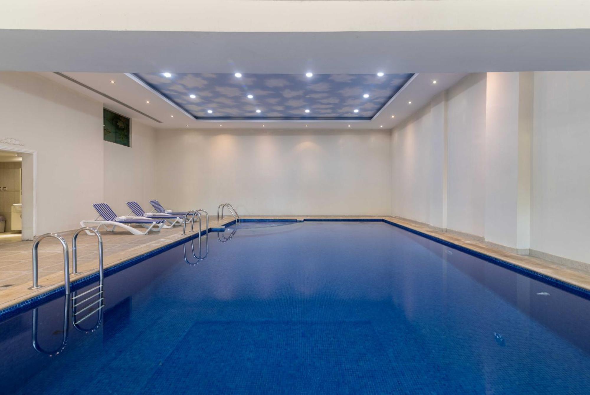 Warwick Al Jubail Hotel Экстерьер фото